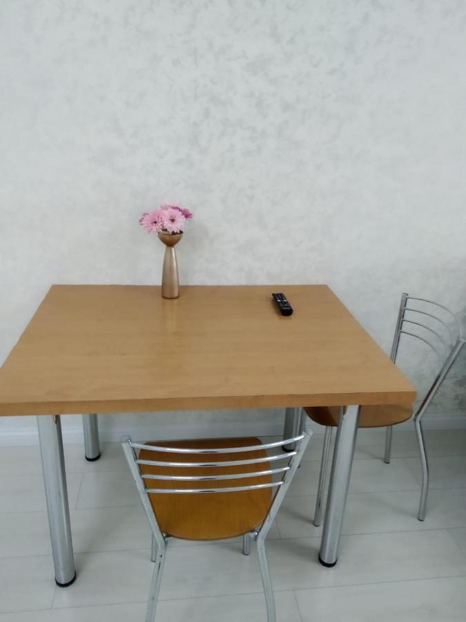Молодежный Apartment Almaty Ngoại thất bức ảnh