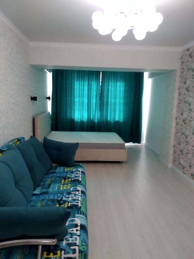 Молодежный Apartment Almaty Ngoại thất bức ảnh