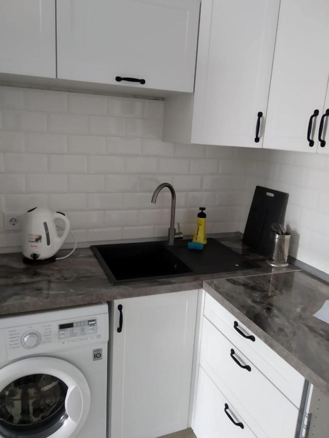 Молодежный Apartment Almaty Ngoại thất bức ảnh