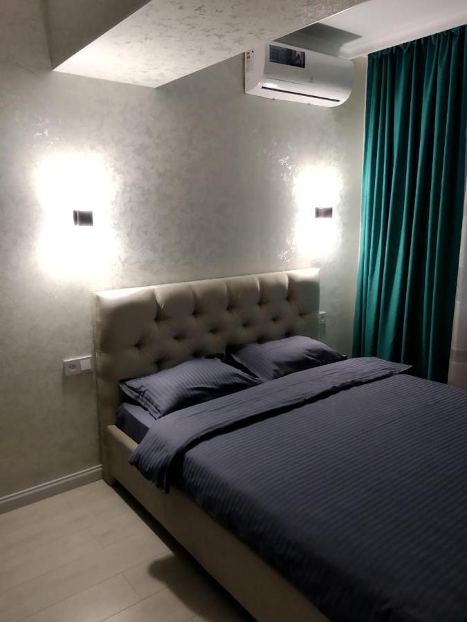 Молодежный Apartment Almaty Ngoại thất bức ảnh